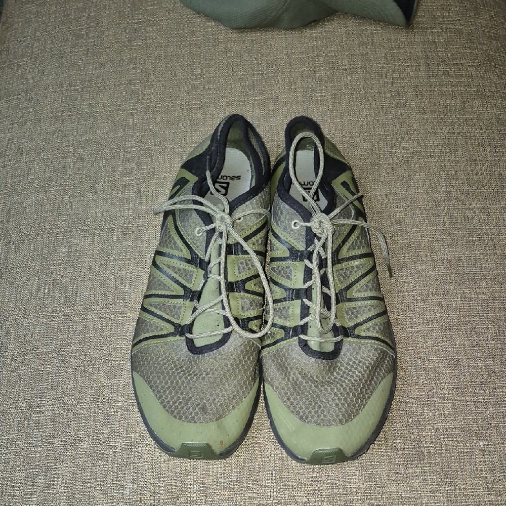 Salomon Men's Olive and Black Athletic Shoes